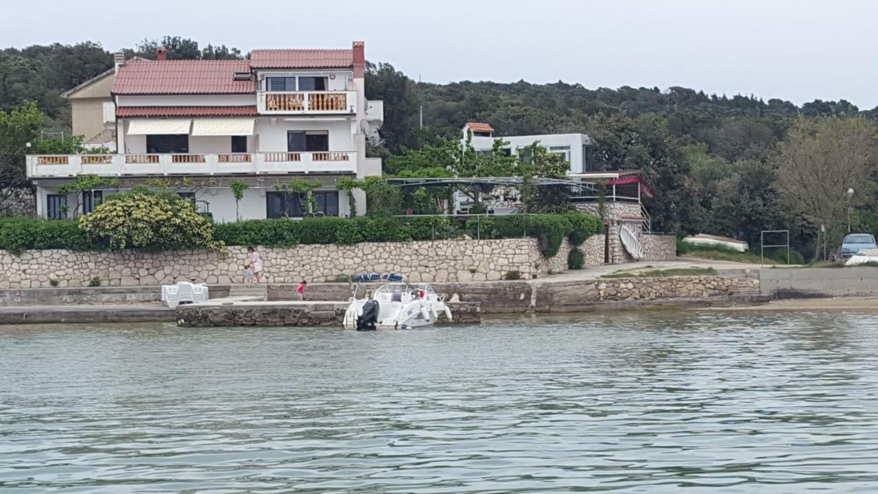 Apartmani Marenda Supetarska Draga Exteriör bild