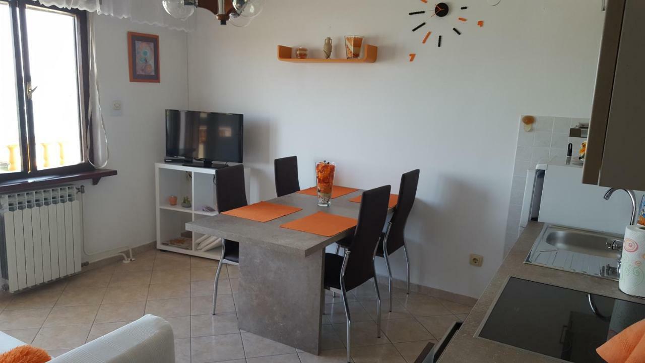 Apartmani Marenda Supetarska Draga Exteriör bild